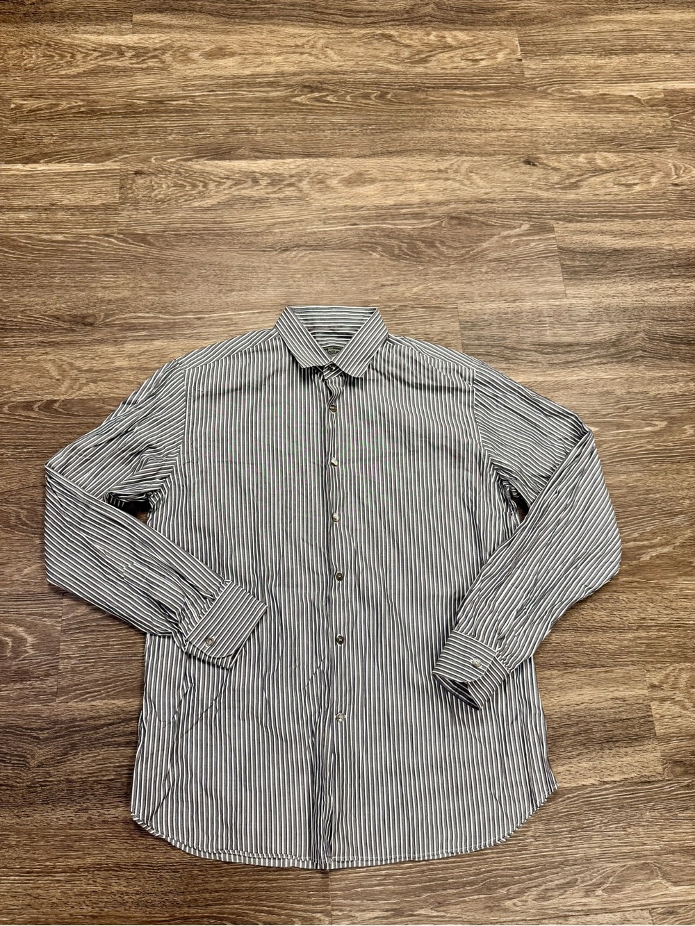 Salvatore Ferragamo Men’s XL Gray White Striped Dress Shirt Made in Italy